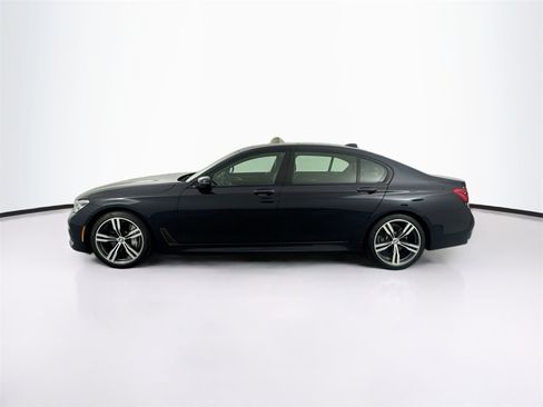 Used 2019 BMW 750i 750i image 8