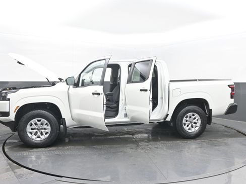 New 2026 Nissan Frontier S image 40