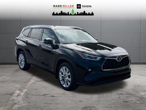 New 2026 Toyota Highlander Limited AWD/4WD image 8
