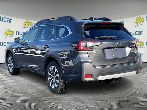 Used 2023 Subaru Outback Limited image 4