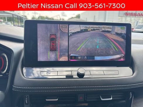 Certified 2024 Nissan Rogue Platinum w/ Platinum Premium Package FWD image 21