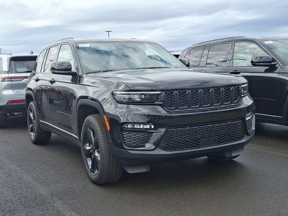 New 2025 Jeep Grand Cherokee Limited w/ Black Appearance Package