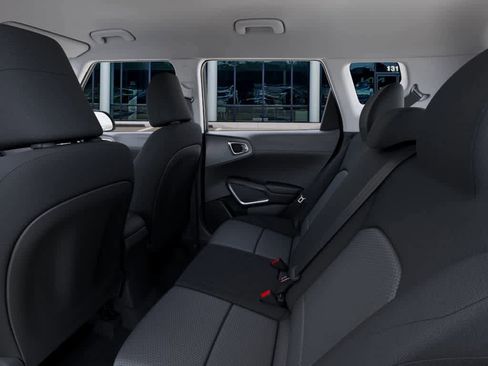 New 2025 Kia Soul LX w/ LX Technology Package image 18