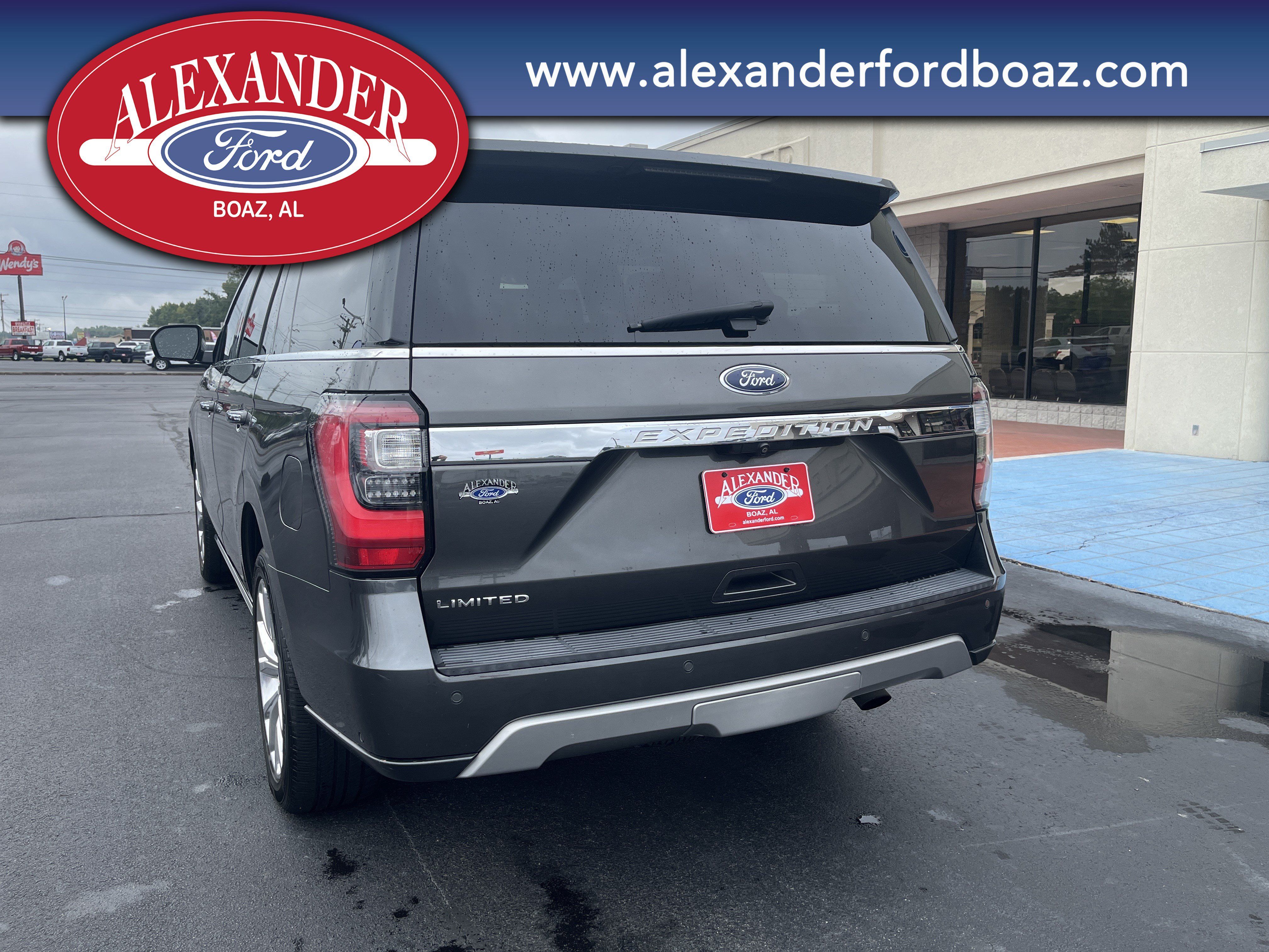 Used 2019 Ford Expedition Limited w/ Equipment Group 302A RWD image 6