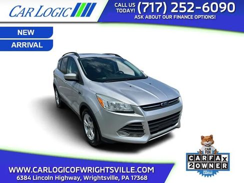 Used 2015 Ford Escape SE w/ Equipment Group 201A AWD/4WD image 1
