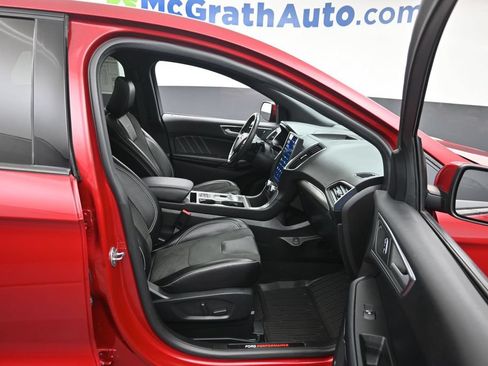 Used 2022 Ford Edge ST w/ Equipment Group 401A AWD/4WD image 9