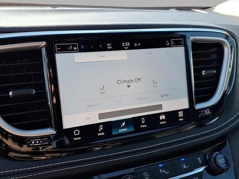 New 2026 Chrysler Pacifica Select image 17