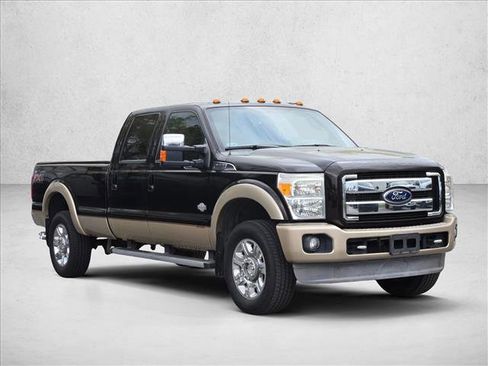 Used 2013 Ford F350 King Ranch w/ King Ranch w/Chrome Pkg image 3