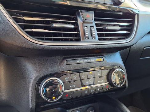 Used 2022 Ford Escape SEL w/ Technology Package image 8