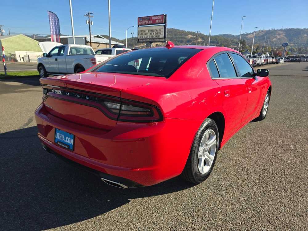 Used 2023 Dodge Charger SXT RWD image 5