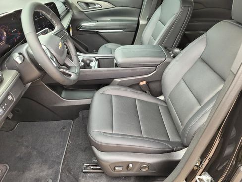 New 2026 Chevrolet Traverse LT w/ Driver Confidence Package image 16