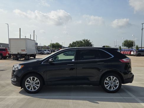Used 2024 Ford Edge Titanium AWD/4WD image 7