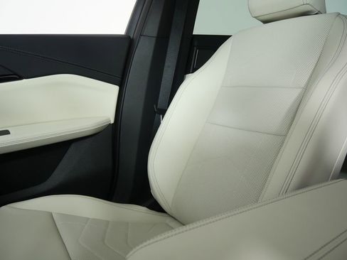 Used 2026 BMW X1 xDrive28i image 21