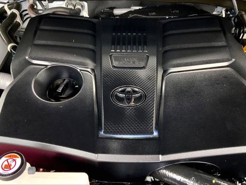 Used 2024 Toyota Tundra SR5 image 31