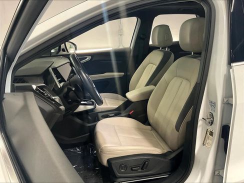 Certified 2024 Audi Q4 e-tron Premium w/ Convenience Package image 26