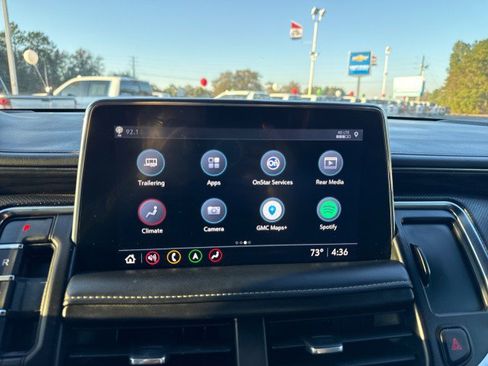 Used 2021 GMC Yukon SLT w/ SLT Luxury Plus Package image 29