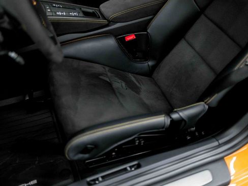 Used 2025 Porsche 718 Cayman GT4 RS image 76