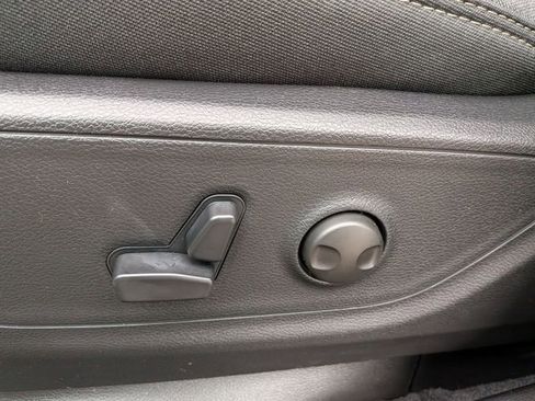 New 2026 RAM 1500 4x4 Crew Cab image 10