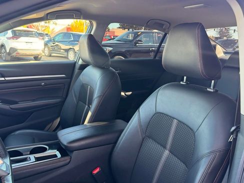 Used 2023 Nissan Altima 2.5 SR image 16