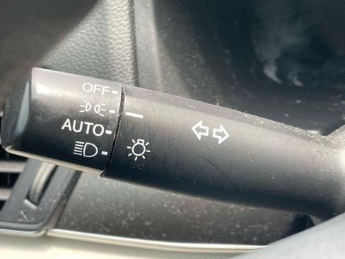 Used 2019 Honda Accord LX image 18