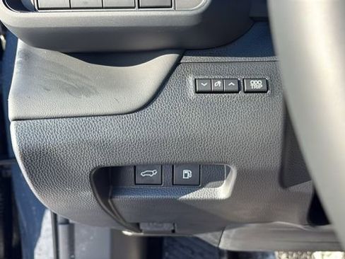 New 2026 Toyota Crown Signia Limited image 17