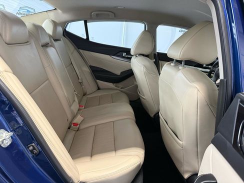 Used 2019 Nissan Maxima 3.5 SV w/ Illumination Package image 20