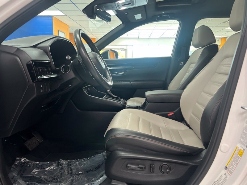 Used 2025 Honda CR-V Sport Touring image 19