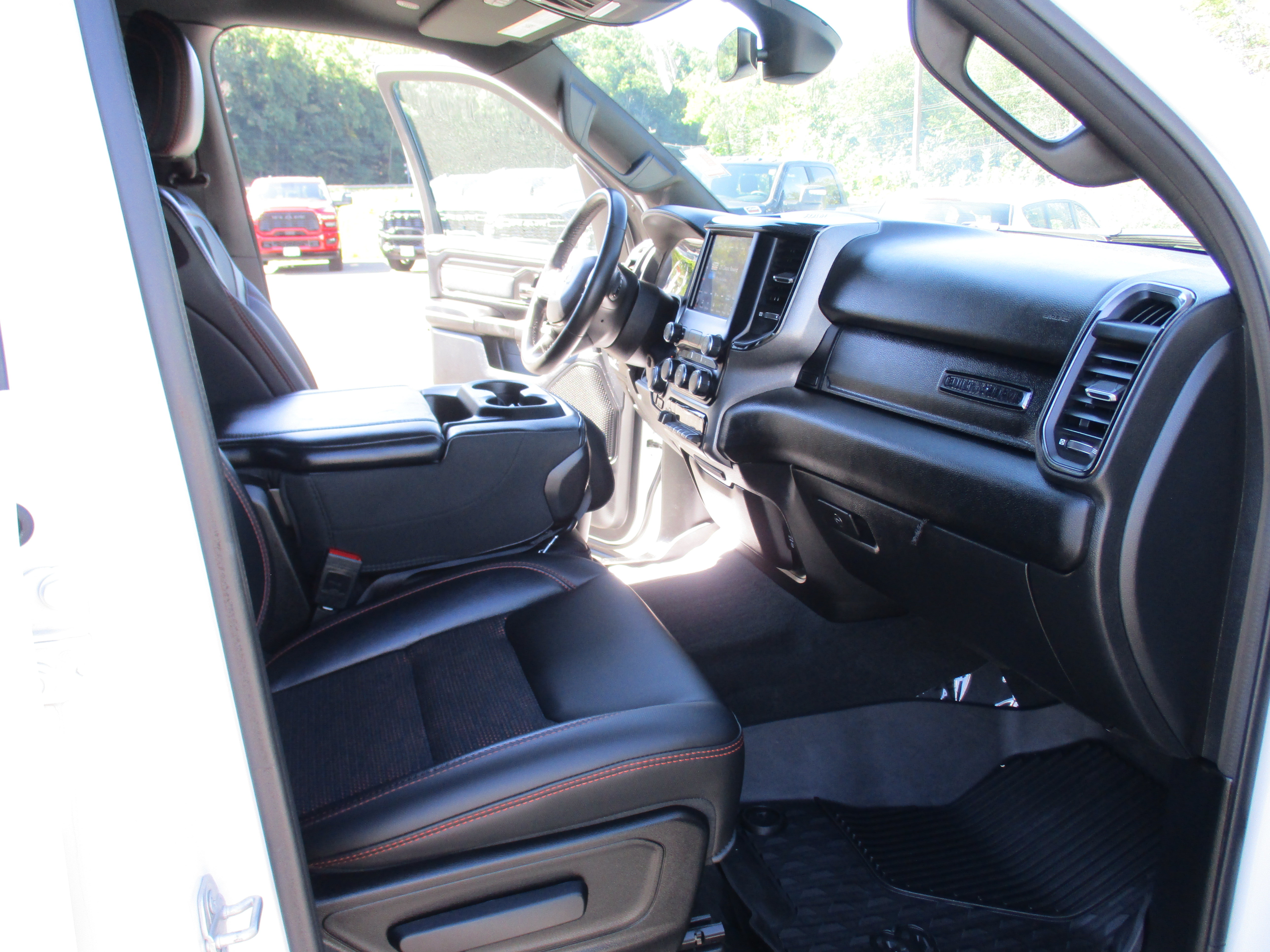 Used 2021 RAM 1500 Big Horn w/ Built-to-serve Edition AWD/4WD image 14