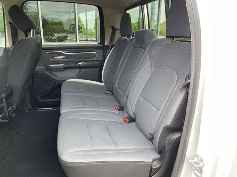 Used 2020 RAM 1500 Big Horn AWD/4WD image 37