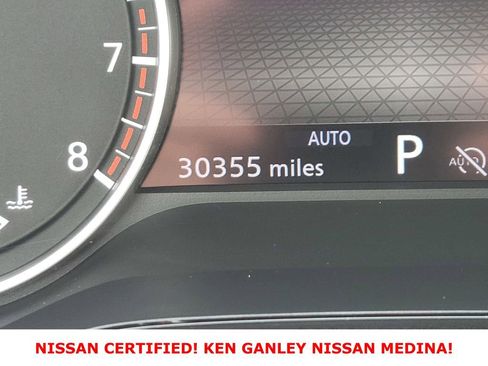 Certified 2025 Nissan Pathfinder SV image 35