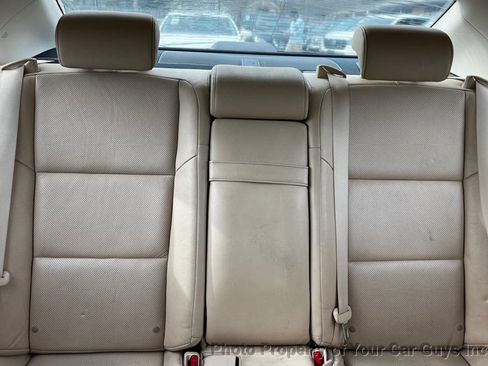 Used 2014 Lexus ES 350 w/ Luxury Package FWD image 16