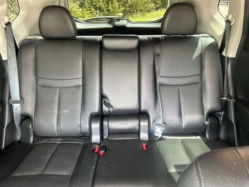 Used 2020 Nissan Rogue SL w/ Premium Package AWD/4WD image 28