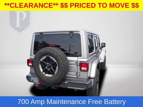 Used 2018 Jeep Wrangler Unlimited Rubicon w/ Cold Weather Group AWD/4WD image 9
