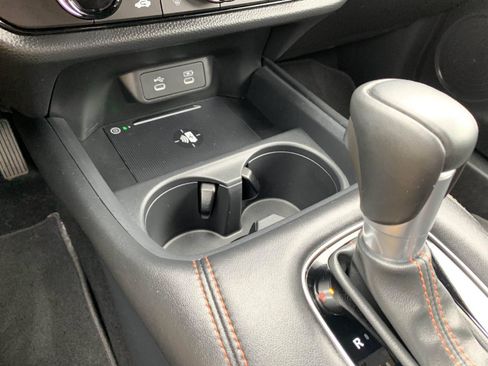 Certified 2026 Honda HR-V Sport image 24