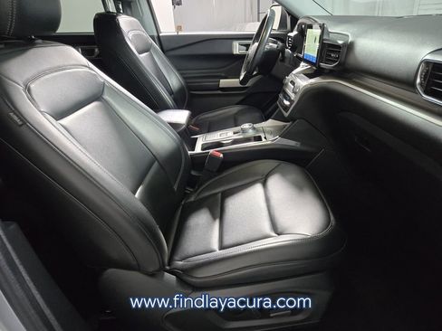 Used 2022 Ford Explorer XLT RWD image 19