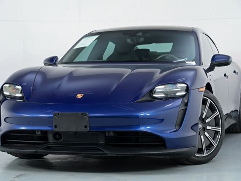Used 2020 Porsche Taycan 4S w/ Premium Package AWD/4WD image 3