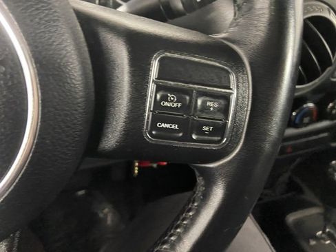 Used 2015 Jeep Wrangler Unlimited Sport image 20