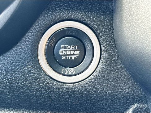 Used 2024 RAM 3500 SLT w/ Quick Order Package 2YG SLT AWD/4WD image 18