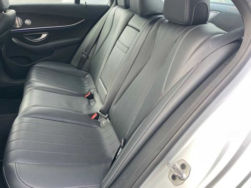 Used 2020 Mercedes-Benz E 350 Sedan image 43