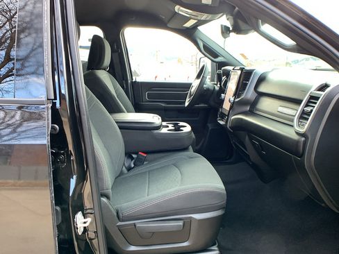 Used 2025 RAM 2500 Big Horn image 27