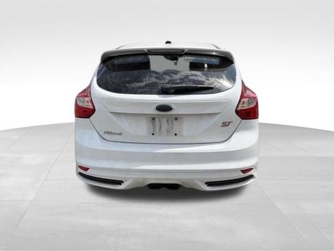 Used 2013 Ford Focus ST FWD image 7