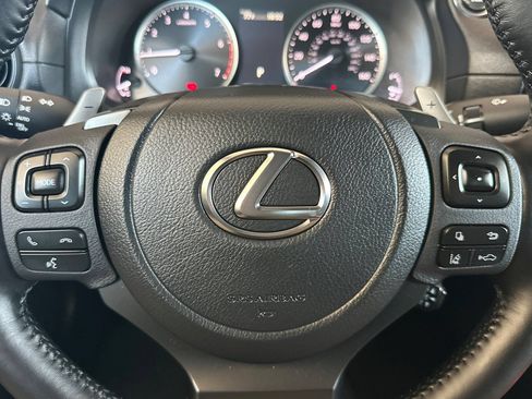 Used 2025 Lexus IS 300 RWD image 18