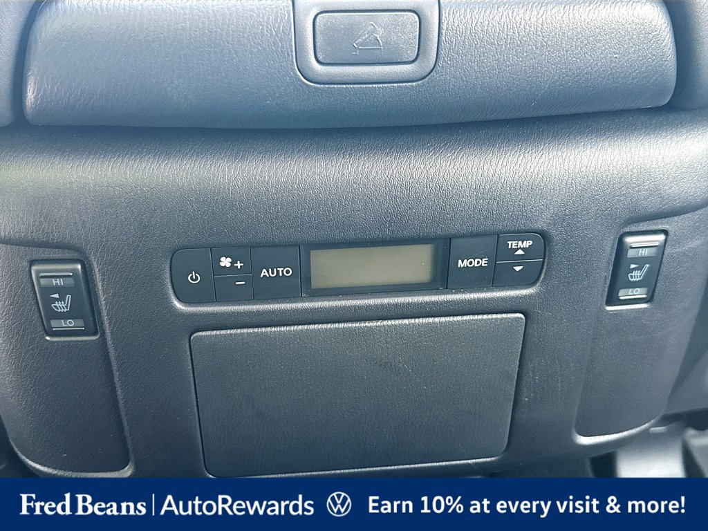 Used 2024 Nissan Armada Platinum w/ Captain's Chairs Package AWD/4WD image 32