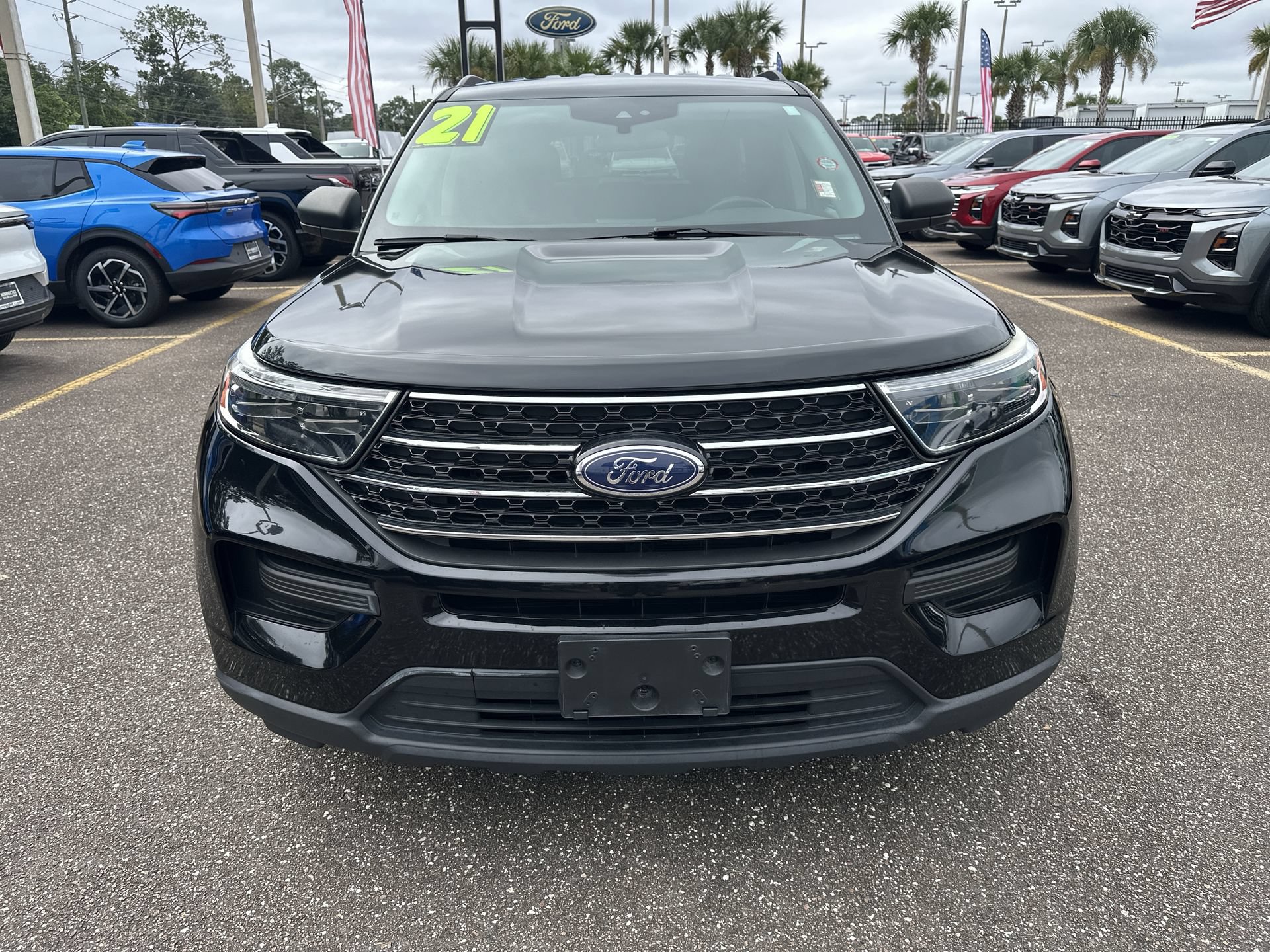 Used 2021 Ford Explorer XLT RWD image 11