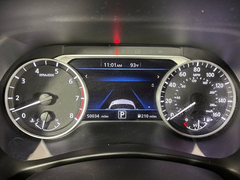 Used 2024 Nissan Sentra SV FWD image 19