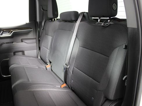 Used 2025 GMC Sierra 1500 Elevation image 25