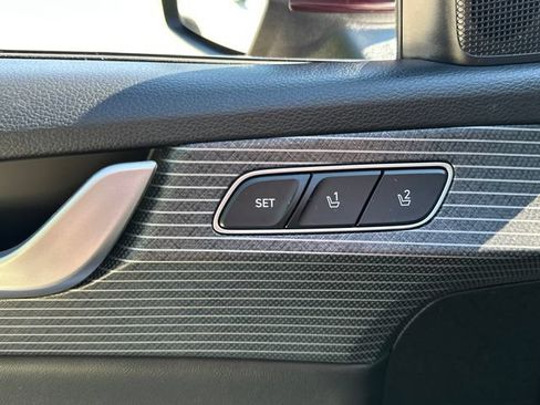 Used 2023 Hyundai Palisade Limited AWD/4WD image 26