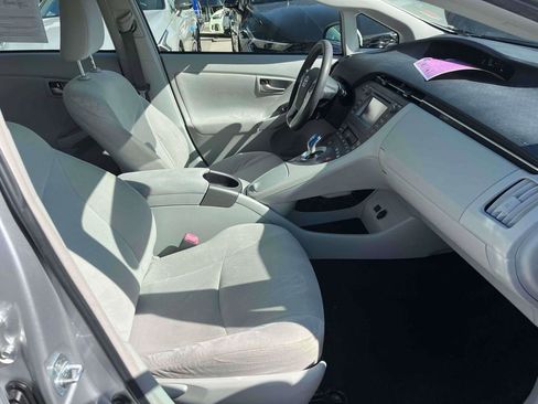 Used 2012 Toyota Prius Two FWD image 14