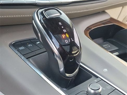 Certified 2023 Cadillac Escalade Sport Platinum w/ LPO, ONYX Package image 15