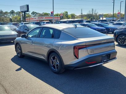New 2026 Kia K4 LXS